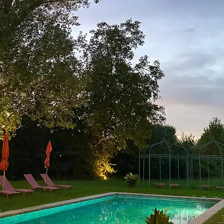 Montanarini فندق