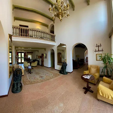 ホテル Montanarini Villarotta