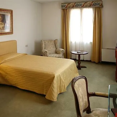 Montanarini Hotel Villarotta
