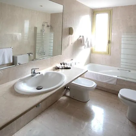 ホテル Montanarini Villarotta