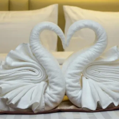 ホテル Montanarini